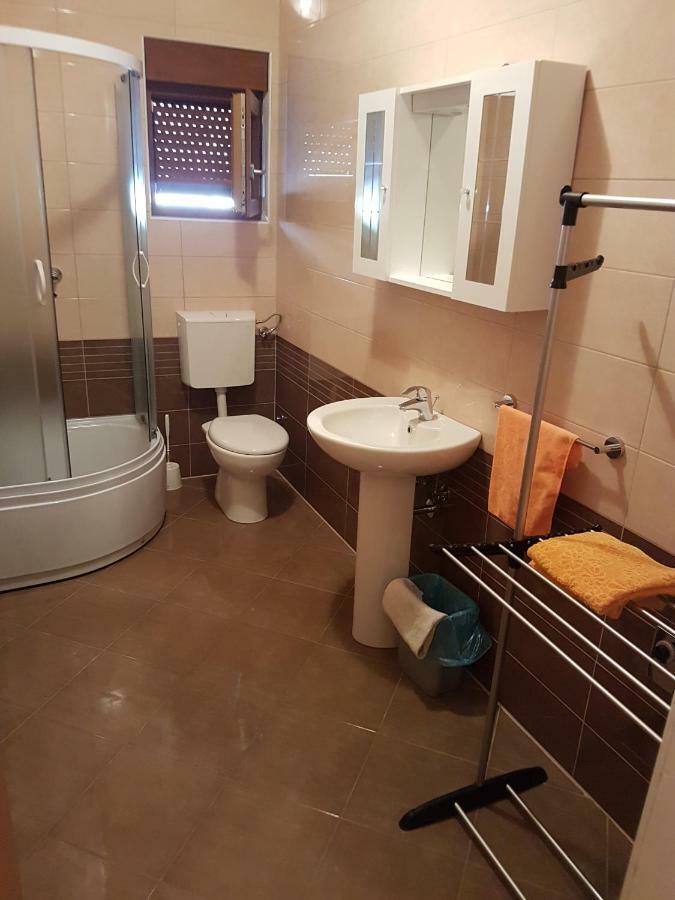 Apartments Alen 斯维蒂尤拉伊 外观 照片